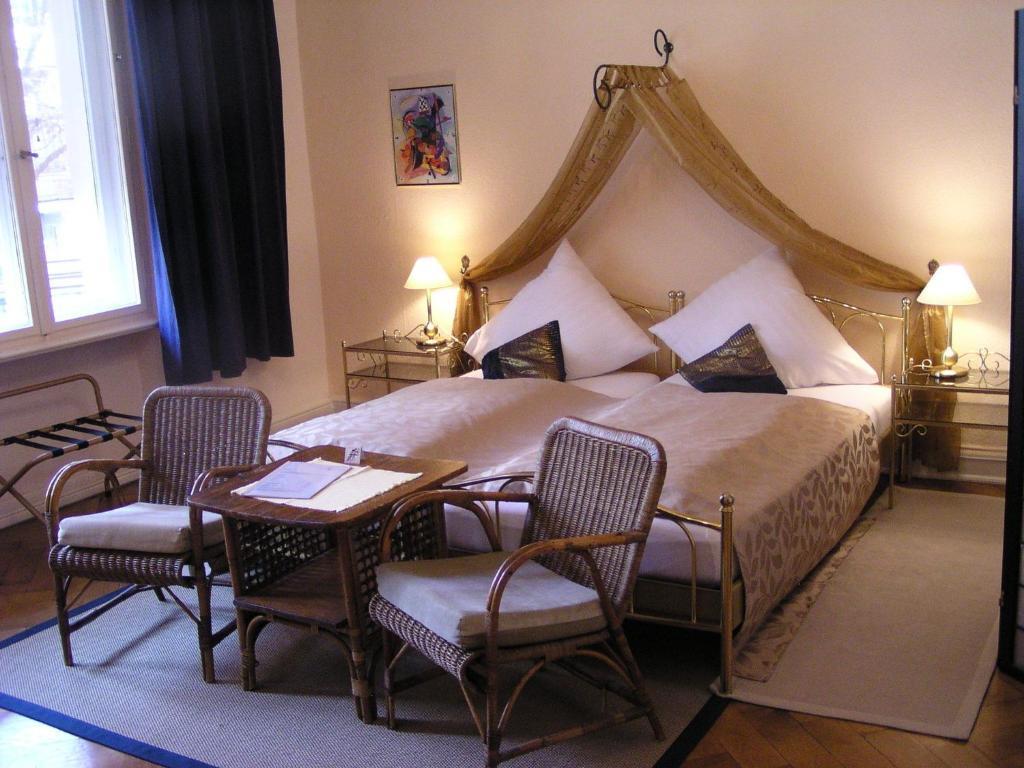 Hotel Pension Senta Berlim Quarto foto